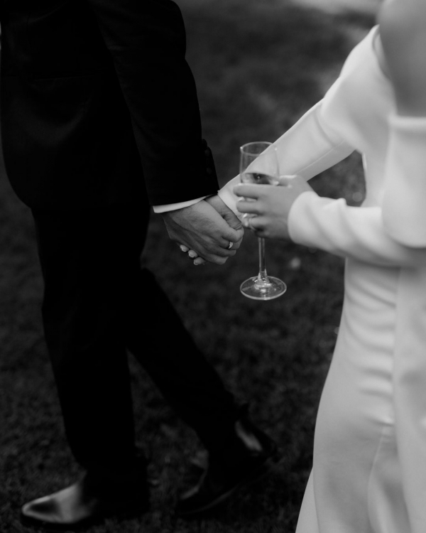 Timeless Elegance and Modern Flair: Charming Bendooley Estate Wedding