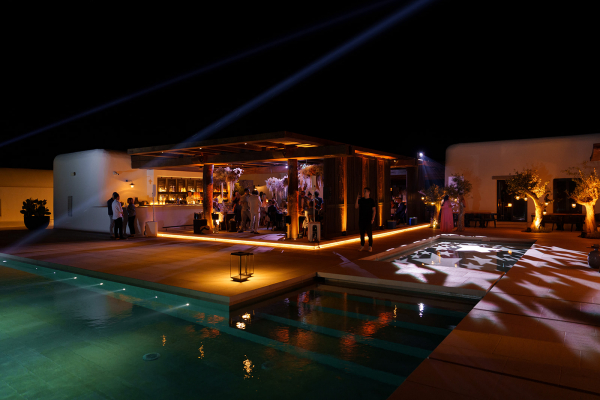 A Bohemian Wedding in Mykonos