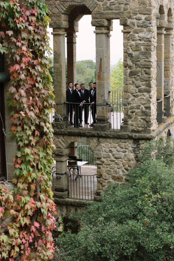 A Minimalistic Fall Wedding at La Baronia