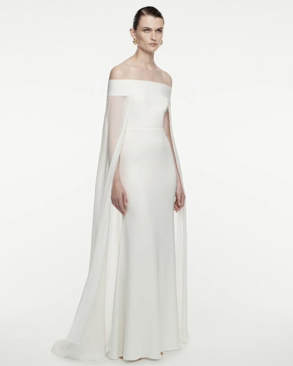 Best Wedding Dresses for Small Bust | Bridal Gowns for Petite Chest | Wedding Outfits