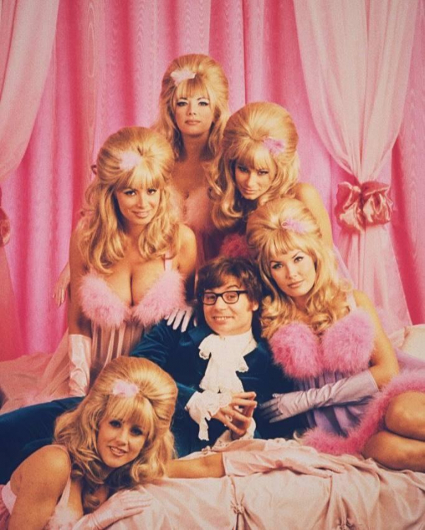 30 Iconic Halloween Costumes for Couples