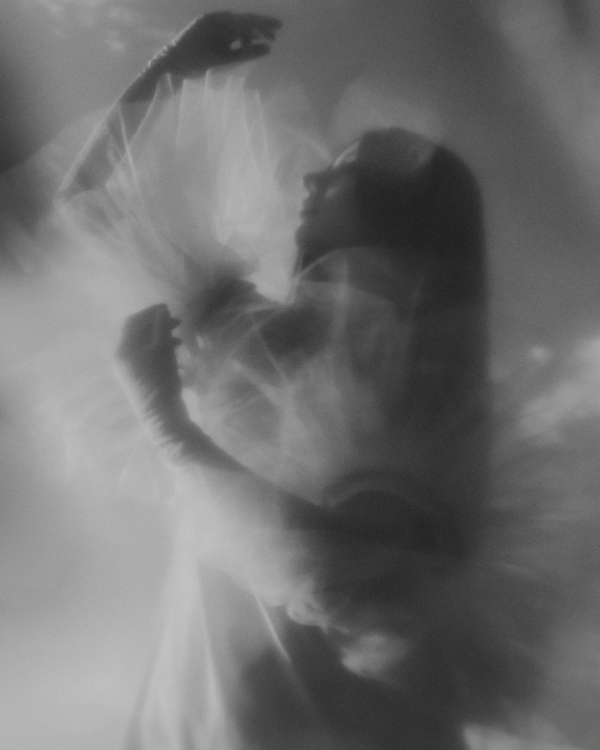 A Stylish Rock-Inspired Bridal Editorial