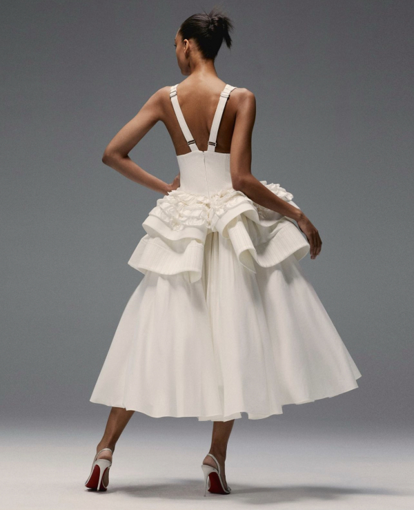 Wedding Dress Styles for Athletic Build