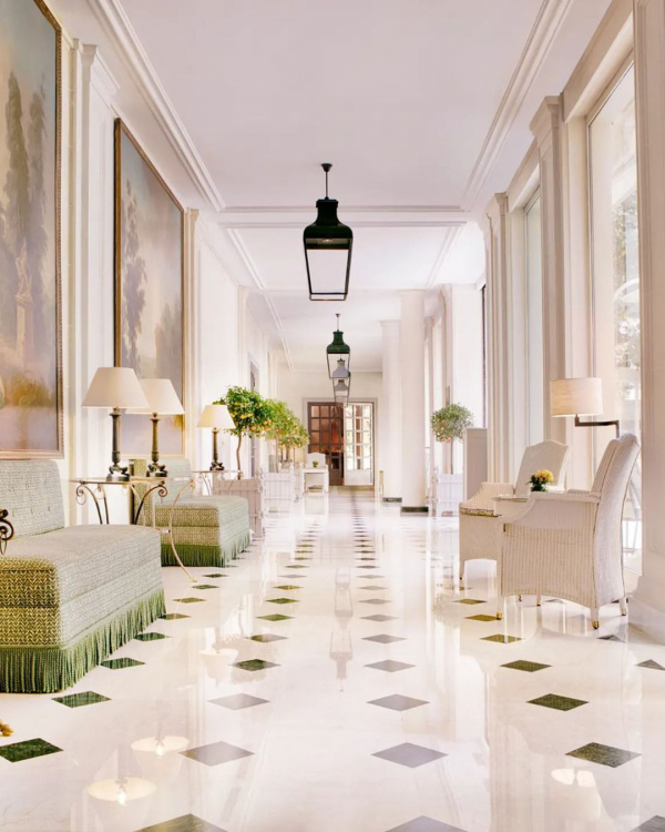 12 Best Wedding Venues in Paris, France | The Most Beautiful Places to Get Married | TOP of the Luxury, Unique Wedding Locations