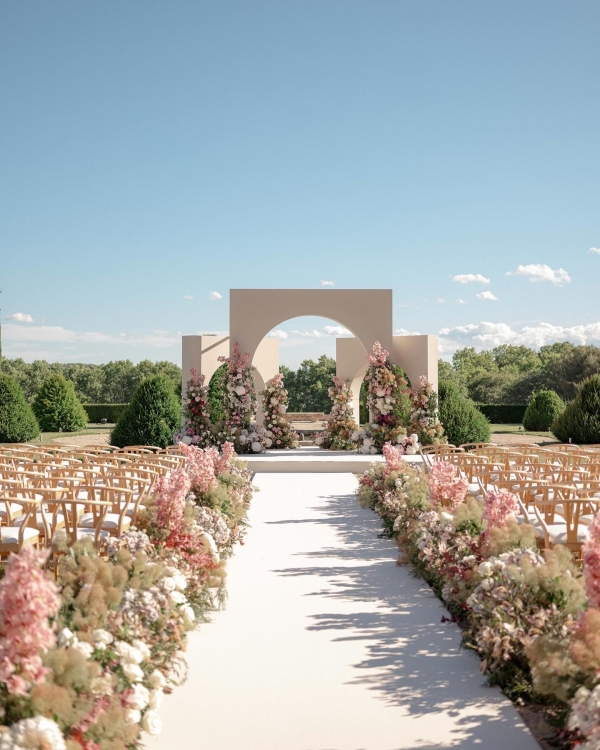 Photographers Maddy Christina