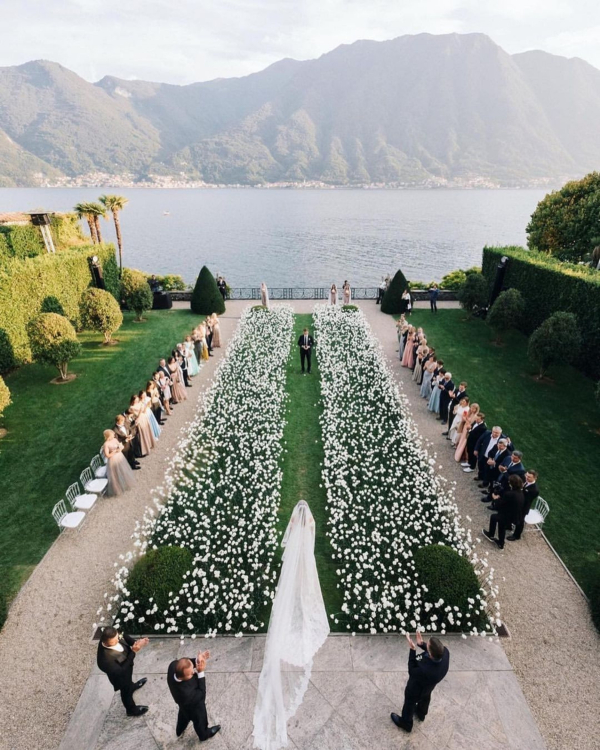 30 Fresh Ideas for Unique Aisle and Ceremony Seating
