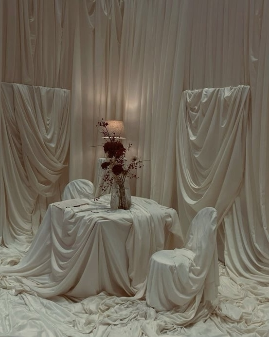 Trend: Fabric Covered Seating — photo 2
