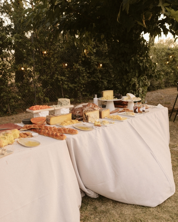 An Elegant Barcelona Wedding with Minimalist Charm