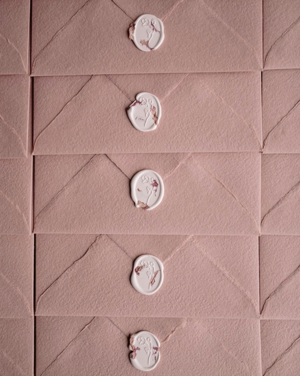 40 Wedding Invitation Ideas with Wax Seals