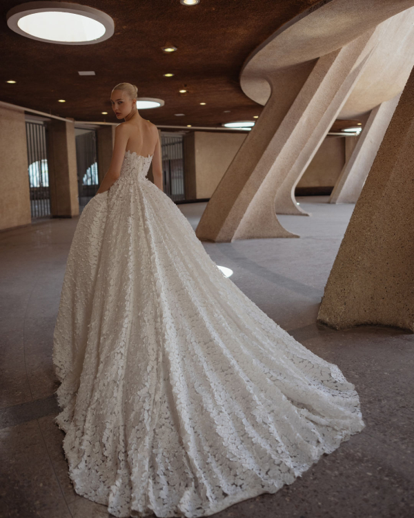 Noy Eliyahu Unveils 2025 Bridal Collection