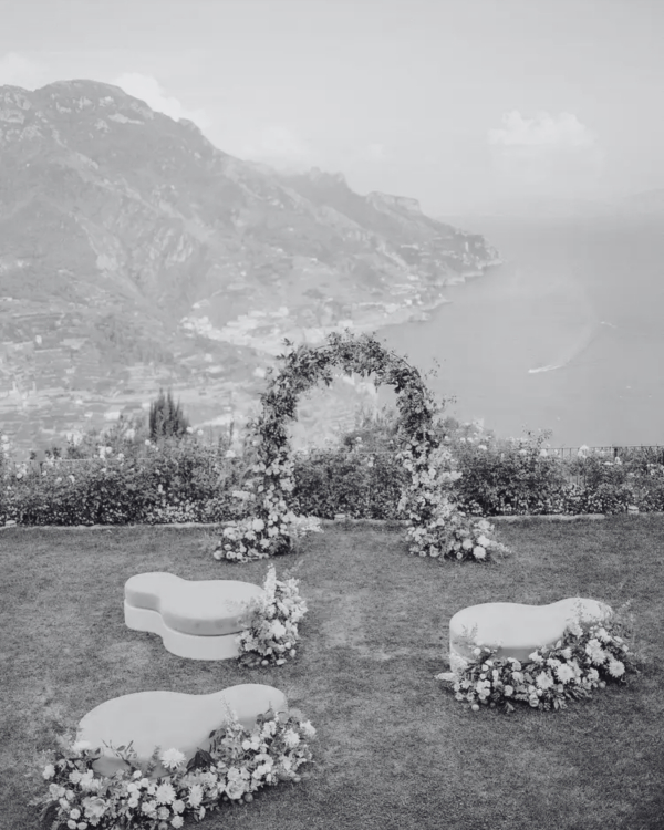 30 Fresh Ideas for Unique Aisle and Ceremony Seating