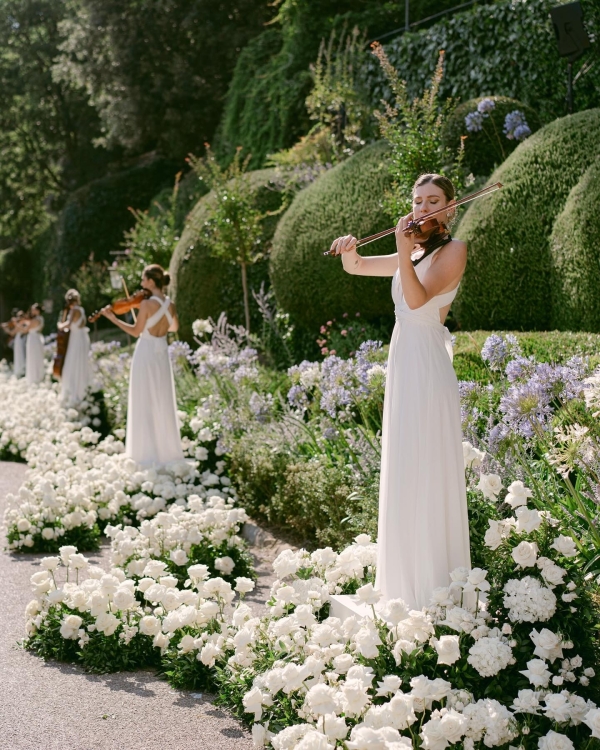 Photographers Maddy Christina