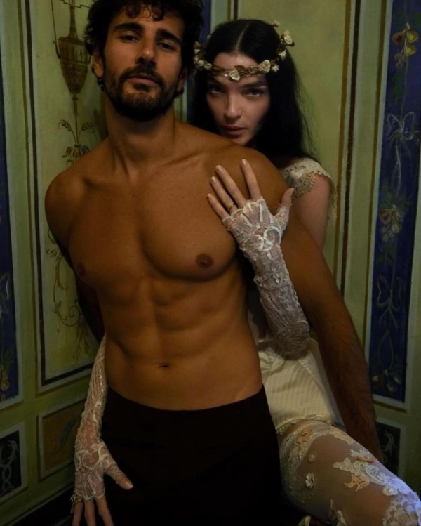 Supermodel Mariacarla Boscono Marries Olympic Athlete Claudio Stecchi