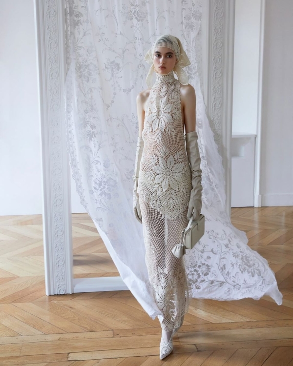 Magda Butrym's Romanticism-Filled SS 25 Collection