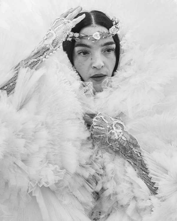 Supermodel Mariacarla Boscono Marries Olympic Athlete Claudio Stecchi