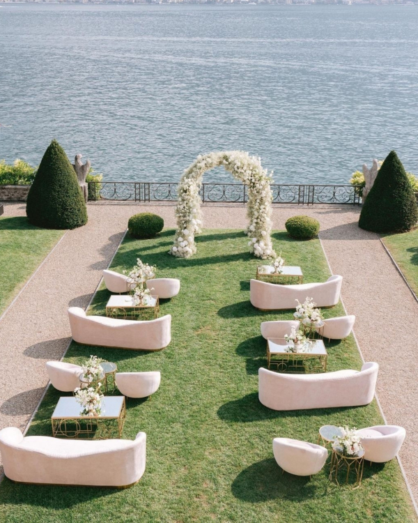 30 Fresh Ideas for Unique Aisle and Ceremony Seating