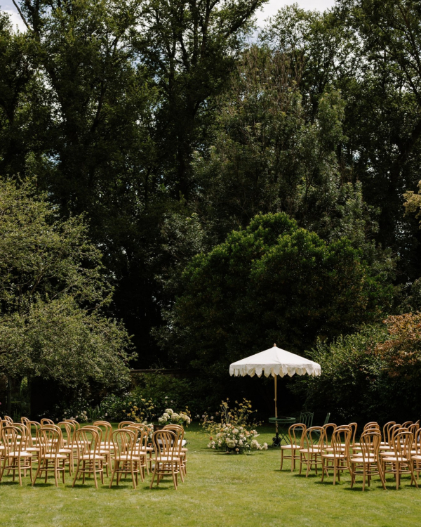 30 Fresh Ideas for Unique Aisle and Ceremony Seating
