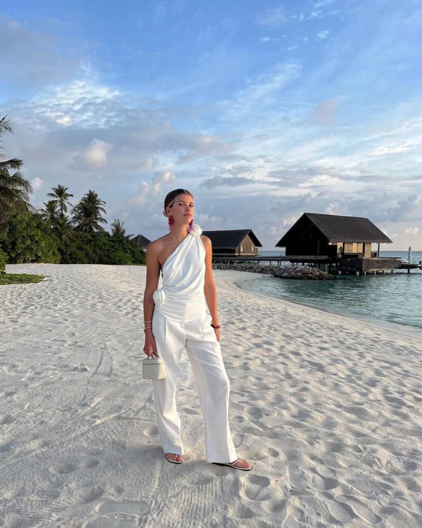Where All the Celebs Are Staying: The Chicest Luxury Resorts Around the World — photo 1