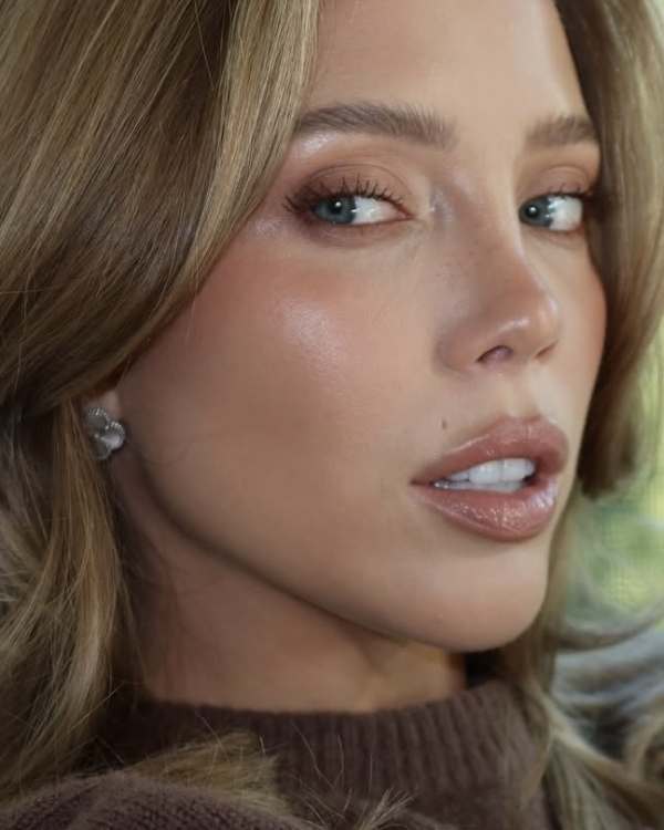 Trend: Toasty Glam Makeup