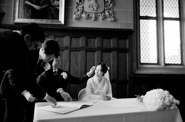 Photographers Oliver Hartley