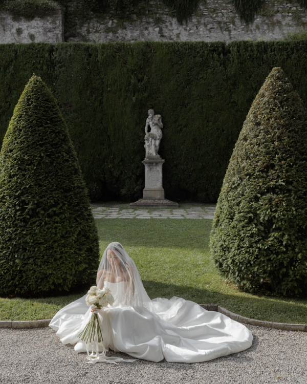 Here’s How to Add High-Fashion Edge to Your Wedding Gallery