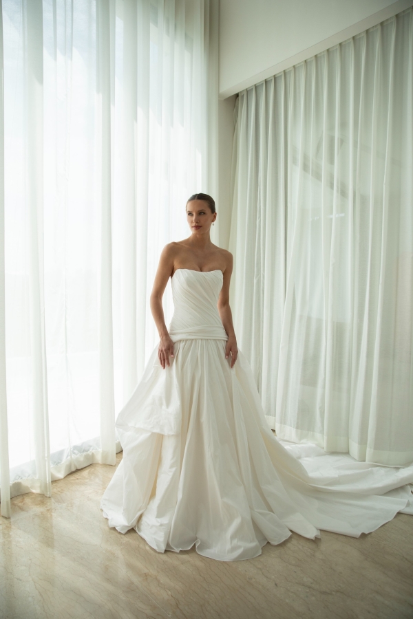 Bridal Mariana Hardwick