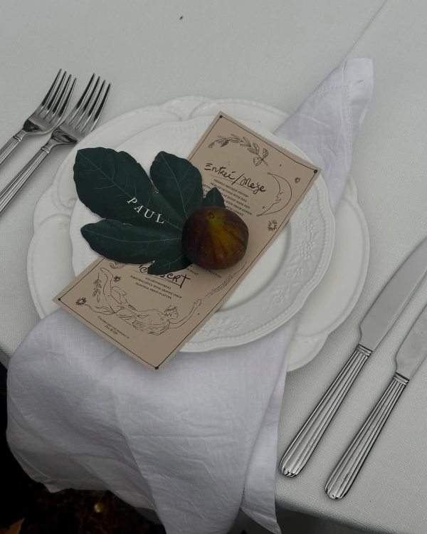 10 Major Wedding Stationery & Signage Trends for 2026