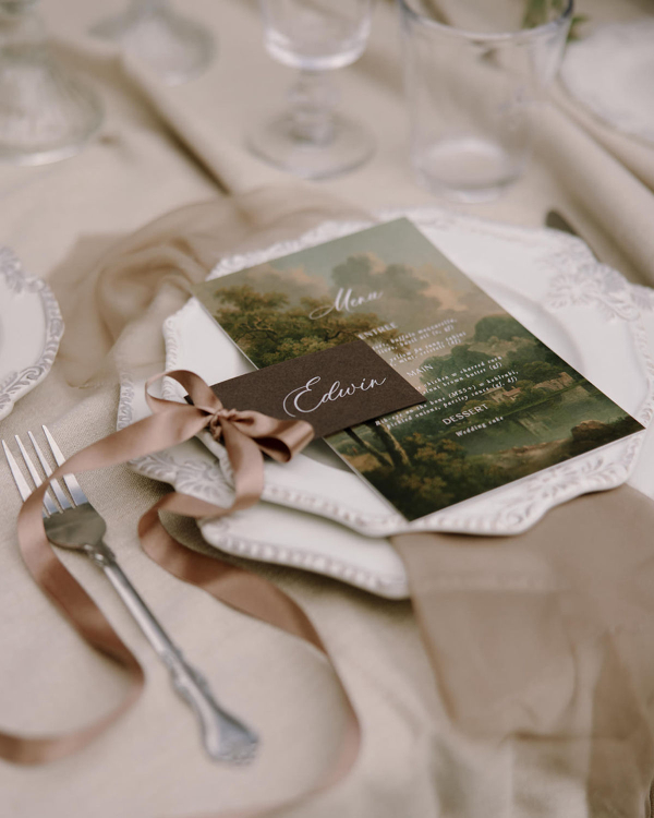 Mocha Mousse Romance