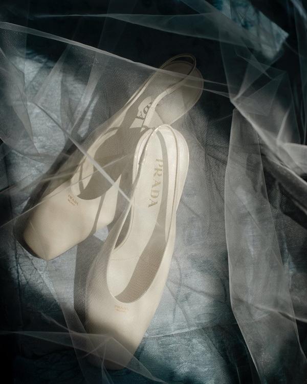 Here’s How to Add High-Fashion Edge to Your Wedding Gallery