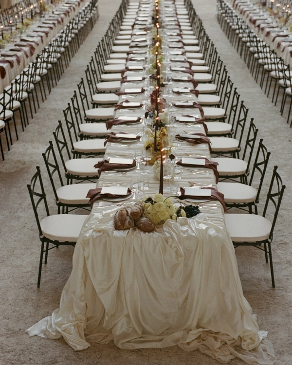 An Artistic Wedding Amongst a Hidden Stone Quarry in Provence — photo 2