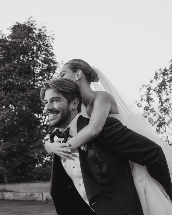 Influencer Angela Caloisi’s Tuscan Villa Wedding Was the Epitome of Cinematic Elegance