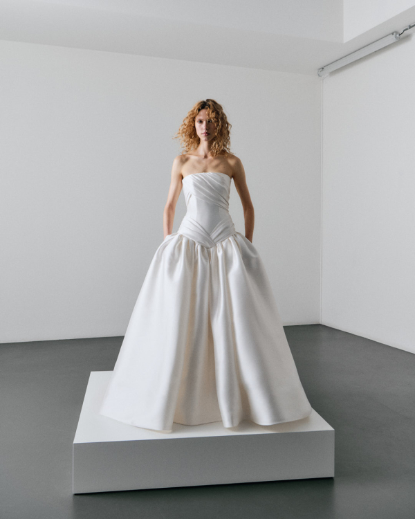 Viktor & Rolf Mariage Unveils Fall 2026 Bridal Collection