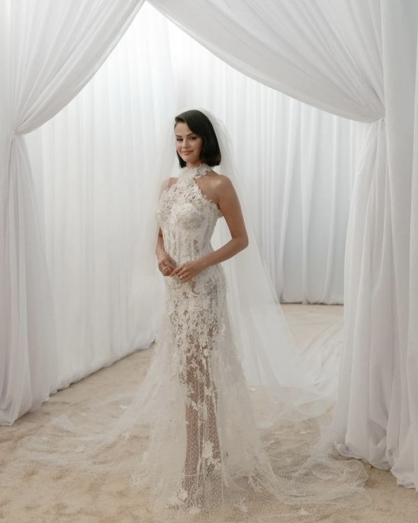 Selena Gomez and Benny Blanco’s Stunning Wedding Photos Revealed