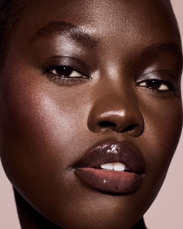 The Must-Have Makeup Products for This Fall Season