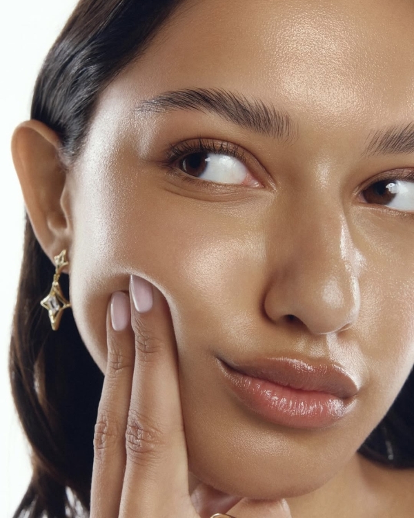 The Must-Have Makeup Products for This Fall Season