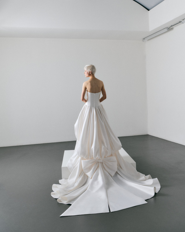 Viktor & Rolf Mariage Unveils Fall 2026 Bridal Collection