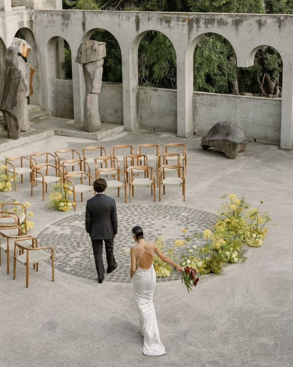 Here’s How to Add High-Fashion Edge to Your Wedding Gallery