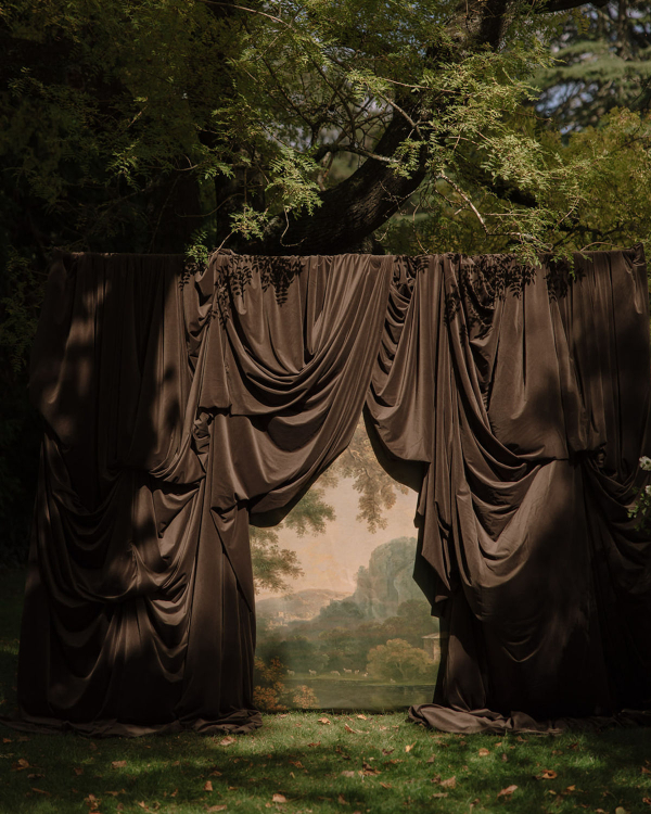 Mocha Mousse Romance