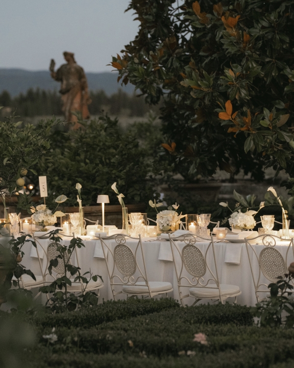 Influencer Angela Caloisi’s Tuscan Villa Wedding Was the Epitome of Cinematic Elegance