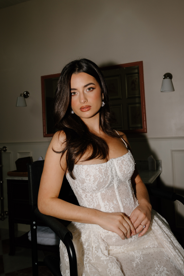 Beauty Brooke Lilias