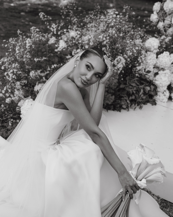 Influencer Angela Caloisi’s Tuscan Villa Wedding Was the Epitome of Cinematic Elegance