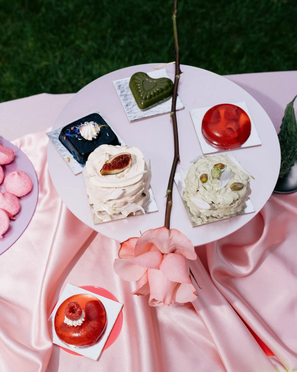 How to Plan a Micro-Wedding: 7 Expert Tips for an Intimate and Stylish Celebration