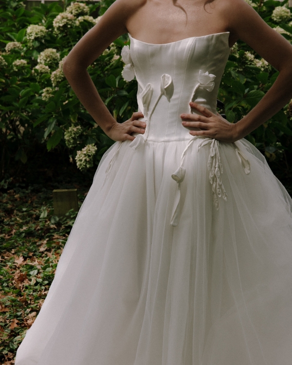 Mocha Mousse Romance