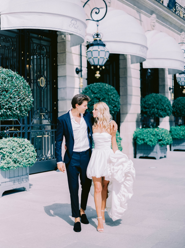 Wedding Day Morning Photo Ideas | Romantic Breakfast at Ritzparis