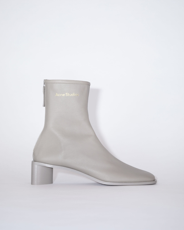 Stylish Boots to Wear This Fall