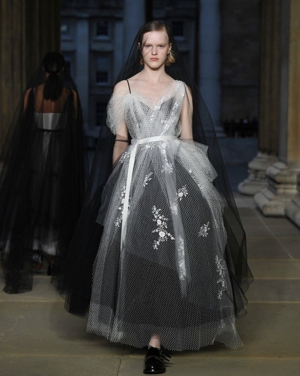 Alternative Bridal Looks | London Fashon Week September 2022 | Simone Rocha Wedding Dress | Molly Goddard, Dilara Findikoglu, Erdem, Harris Reed