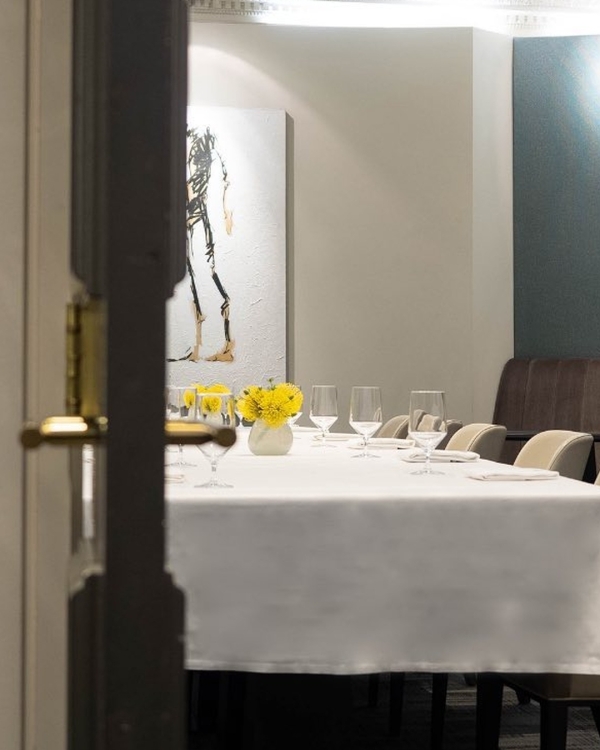 Best Fancy Restaurants in Chicago | Top Restaurants for a Fancy Date | The Most Romantic Dinner