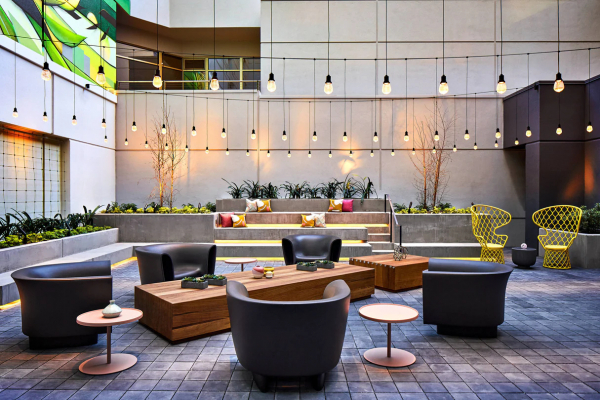 Venues The Clancy, Autograph Collection