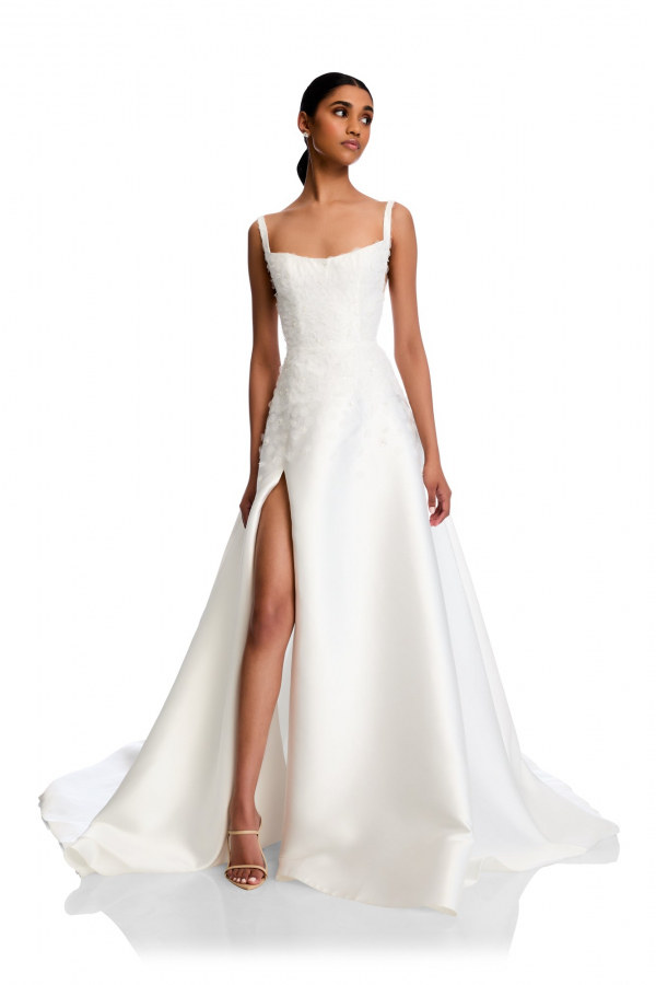 Best Wedding Dresses for Apple Body Shape | Bridal Gown Styles, Outfits for Plus Size Apple Body Type