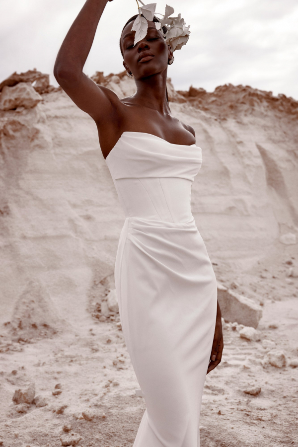 Best Wedding Dress for Hourglass Figure | Bridal Gowns for Hourglass Shape